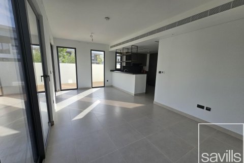 Вилла с 4 спальнями в Tilal Al Ghaf, ОАЭ №206012 3