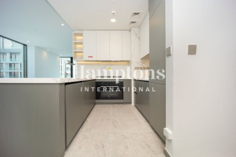 Apartment de 4 dormitorios en Marasi Business Bay, UAE No. 202952 8
