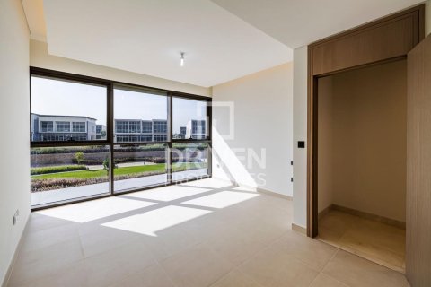 Villa de 5 dormitorios en Golf Place, UAE No. 214991 7