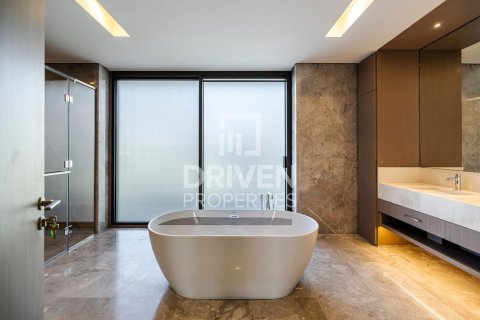 Villa de 5 dormitorios en Golf Place, UAE No. 214991 12
