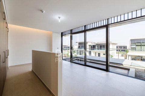 Villa de 5 dormitorios en Golf Place, UAE No. 214991 6
