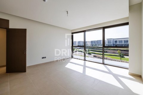 Villa de 5 dormitorios en Golf Place, UAE No. 214991 14