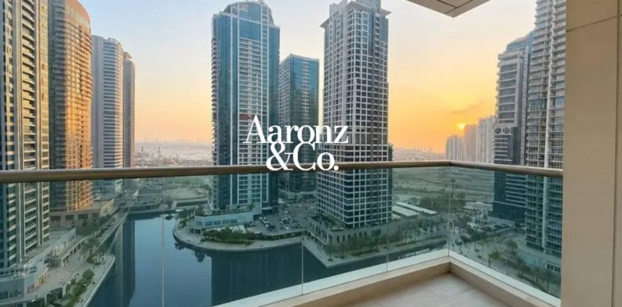 Apartment de 1 dormitorio en Jumeirah Lake Towers, UAE No. 208421