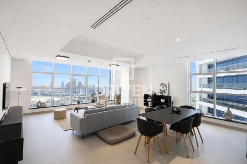 Apartment de 2 dormitorios en Marina Arcade Tower, UAE No. 221464 4