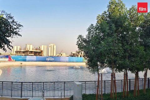 3 bedrooms Townhouse in Dubai, UAE No. 215638 8