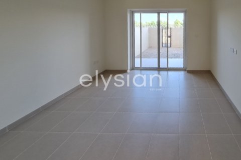 2 bedrooms Townhouse in EMAAR South, UAE No. 64981 15