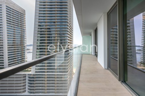 Appartement de 1 chambre à EMAAR Beachfront, UAE No. 64908 5