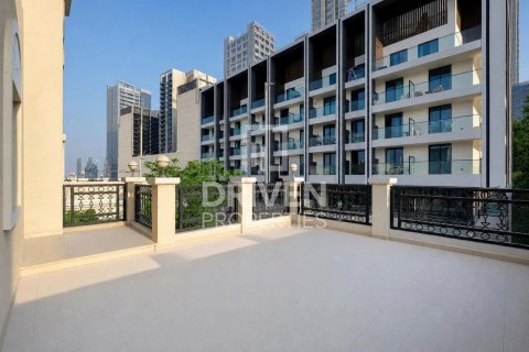 2 bedrooms Villa in District 16, UAE No. 211193 27