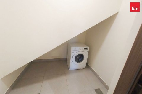 5 bedrooms Townhouse in Dubai, UAE No. 215644 18