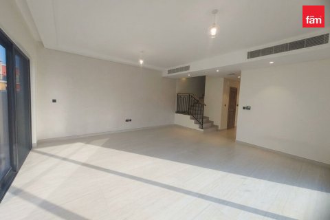 5 bedrooms Townhouse in Dubai, UAE No. 215644