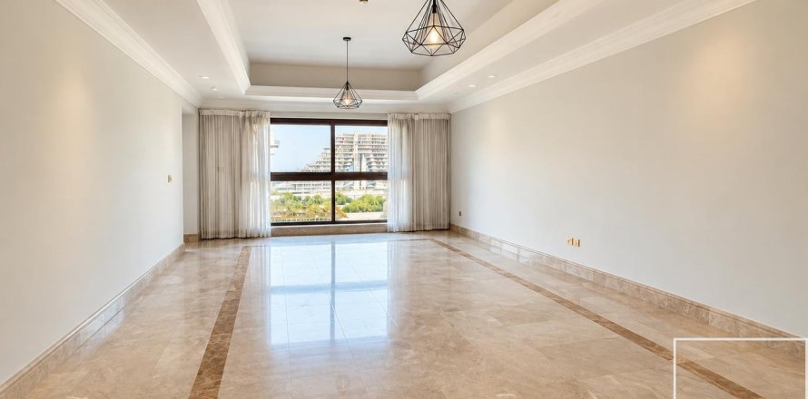 Квартира с 1 спальней в The Fairmont Palm Residences, ОАЭ №203773