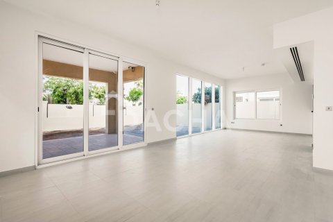 4 bedrooms Villa in Legacy Nova Villas, UAE No. 207772 5