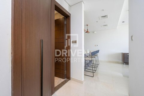 2 bedrooms Apartment in Business Bay, UAE No. 212777 8