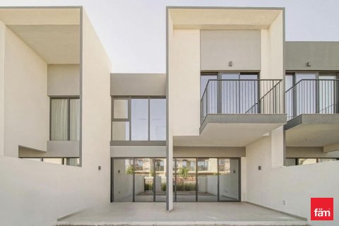 3 bedrooms Townhouse in Dubai, UAE No. 216031