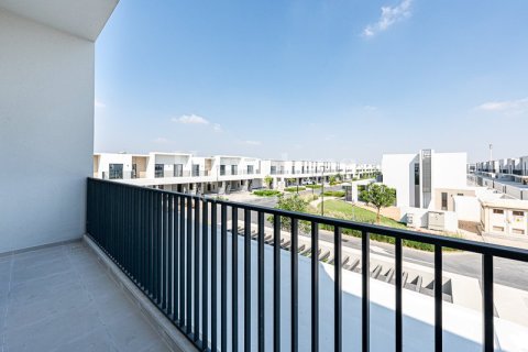 3 bedrooms Townhouse in Dubai South (Dubai World Central), UAE No. 215668 7
