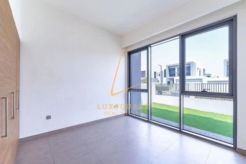 5 bedrooms Villa in Sidra Villas, UAE No. 222287 10