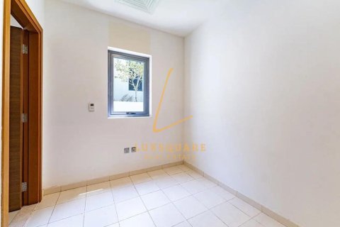 5 bedrooms Villa in Sidra Villas, UAE No. 222287 18