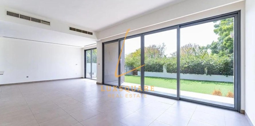 5 bedrooms Villa in Sidra Villas, UAE No. 222287