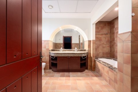 Villa de 5 dormitorios en The Villa, UAE No. 202397 17