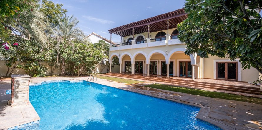 Villa de 5 dormitorios en The Villa, UAE No. 202397