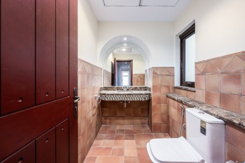Villa de 5 dormitorios en The Villa, UAE No. 202397 15