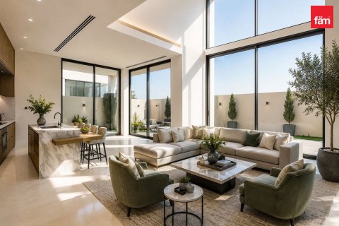Villa de 4 dormitorios en Dubai, UAE No. 119705 6