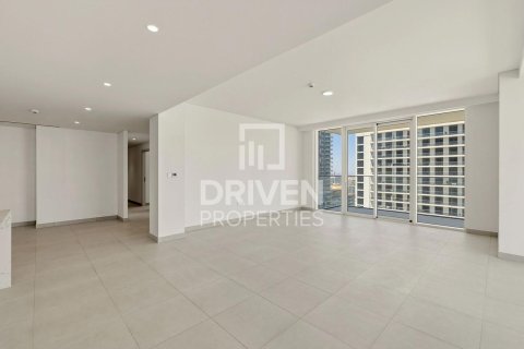 3 bedrooms Apartment in EMAAR Beachfront, UAE No. 212481 4