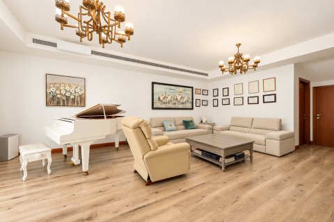 Townhouse de 3 dormitorios en Arabian Ranches, UAE No. 221701 5