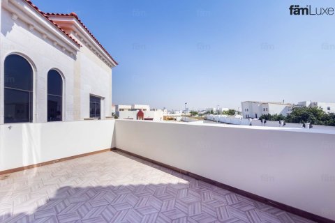 Villa de 6 dormitorios en Dubai, UAE No. 223669 28