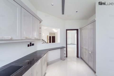 Villa de 6 dormitorios en Dubai, UAE No. 223669 18