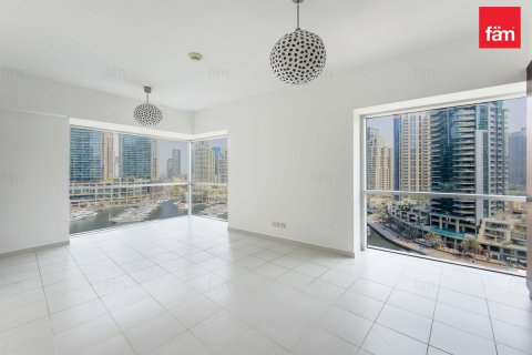 Квартира с 3 спальнями в Дубай Марина, ОАЭ №215557 3