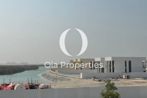 Вилла с 5 спальнями в Абу-Даби, ОАЭ №115105 16