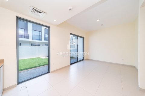 3 bedrooms Villa in EMAAR South, UAE No. 129239 8
