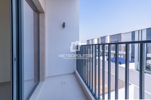 3 bedrooms Villa in EMAAR South, UAE No. 129239 23