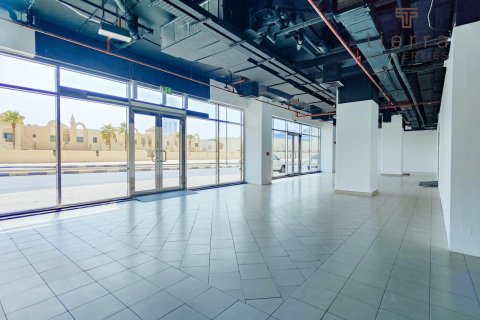 Commercial property de 848.8m² à Dubai, UAE No. 47634 5