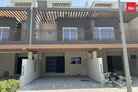 Townhouse de 4 dormitorios en Dubai, UAE No. 223766