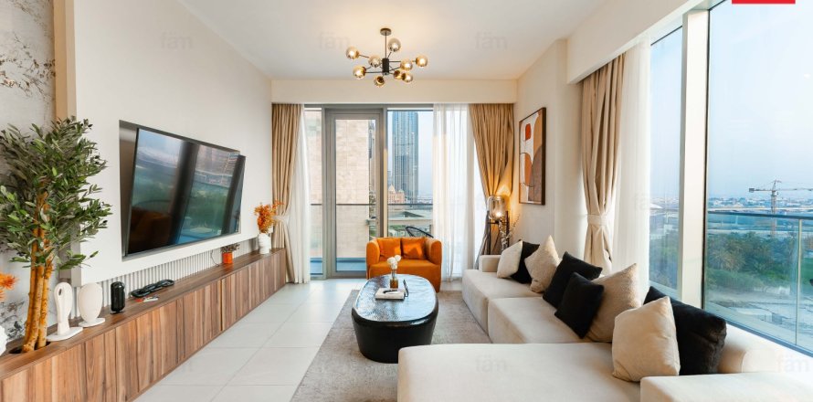 Apartment de 2 dormitorios en Al Wasl, UAE No. 205372