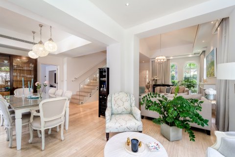 Villa de 4 dormitorios en Discovery Gardens, UAE No. 203514 24