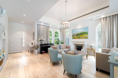 Villa de 4 dormitorios en Discovery Gardens, UAE No. 203514 4