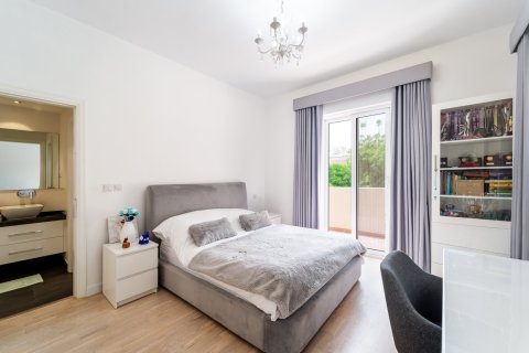 Villa de 4 dormitorios en Discovery Gardens, UAE No. 203514 18