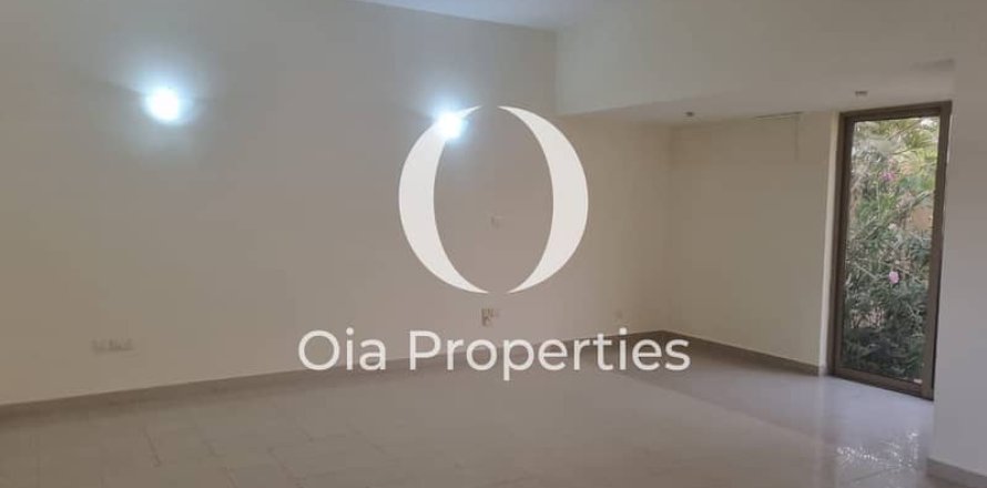 Townhouse de 3 dormitorios en Al Raha Gardens, UAE No. 114952