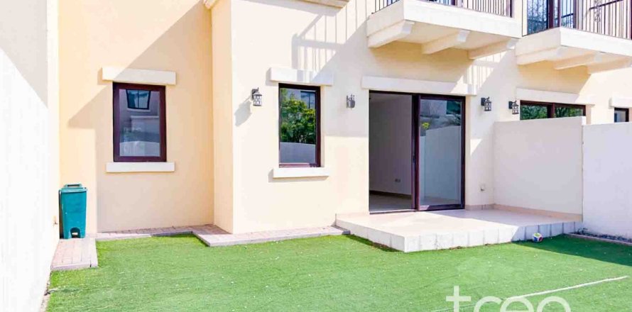 Townhouse de 3 dormitorios en Mira, UAE No. 225009