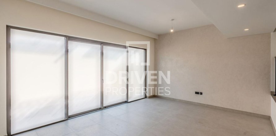 Townhouse de 5 dormitorios en Damac Lagoons, UAE No. 214967