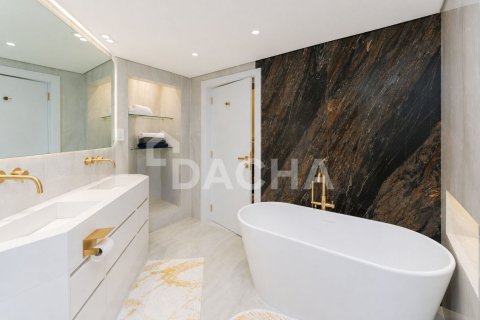 Apartment de 3 dormitorios en Shoreline Apartments, UAE No. 207824 14