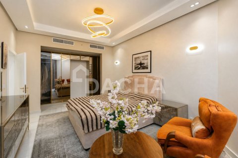 Apartment de 3 dormitorios en Shoreline Apartments, UAE No. 207824 11