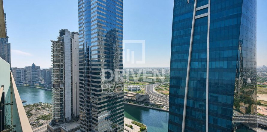 Apartment de 1 dormitorio en Merano Tower, UAE No. 223043
