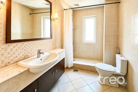 Villa de 5 chambres à The Villa, UAE No. 220808 12
