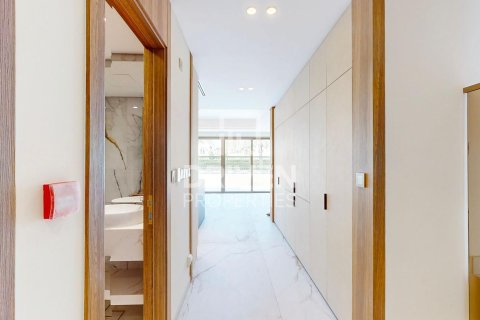 Villa de 3 dormitorios en Jumeirah Golf Estates, UAE No. 221526 10