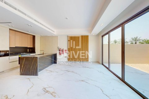 Villa de 3 dormitorios en Jumeirah Golf Estates, UAE No. 221526 3