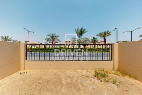Villa de 3 dormitorios en Jumeirah Golf Estates, UAE No. 221526 25